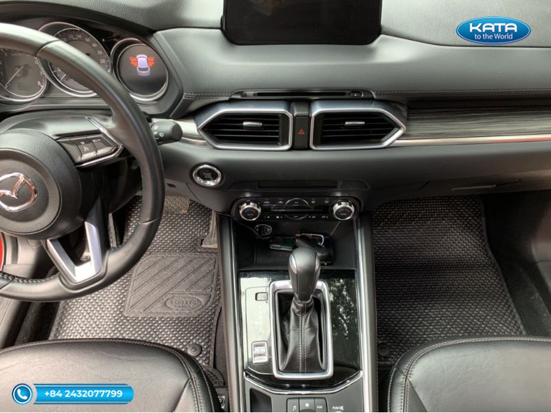 Thảm lót sàn ô tô Mazda CX-5 Full Option màu đen ghế hàng đầu